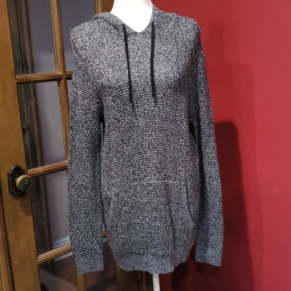 𝅺forever 21 Sweater
